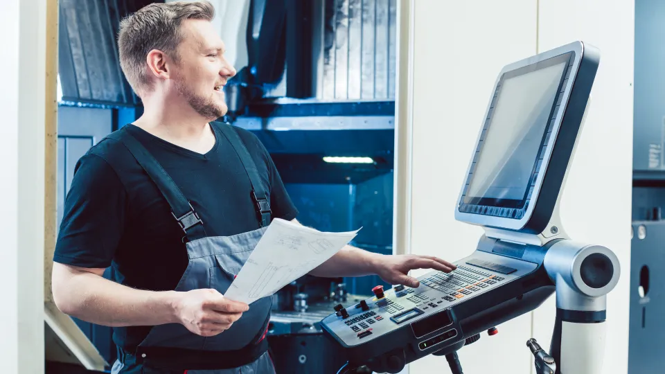 Worker using a HMI screen